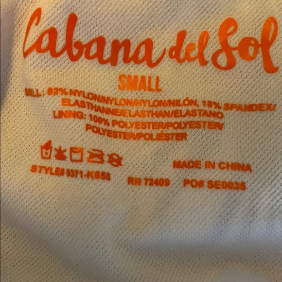 One piece tropical print bathing suit. - Picture 2 of 2